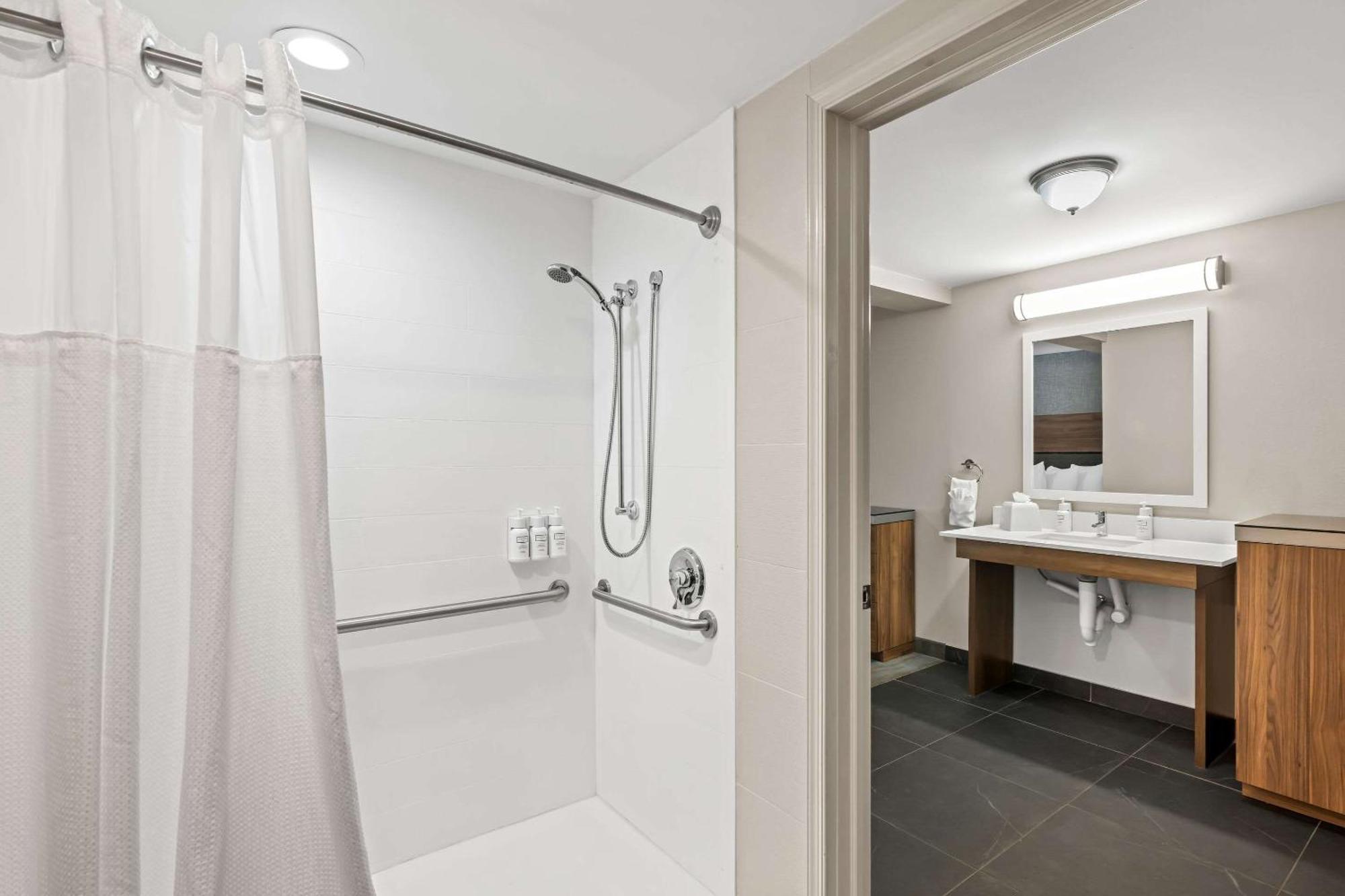 The Penn Stroud, Stroudsburg - Poconos, Ascend Hotel Collection Екстер'єр фото