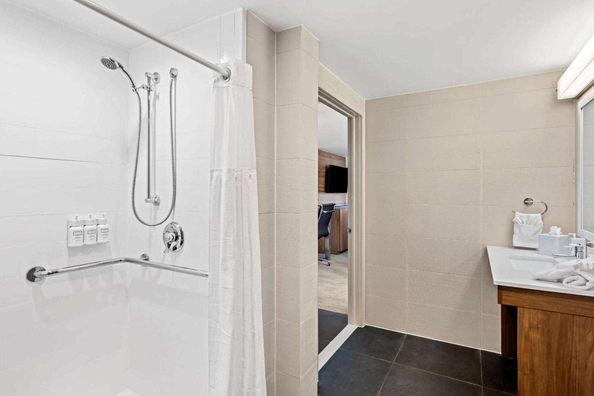 The Penn Stroud, Stroudsburg - Poconos, Ascend Hotel Collection Екстер'єр фото